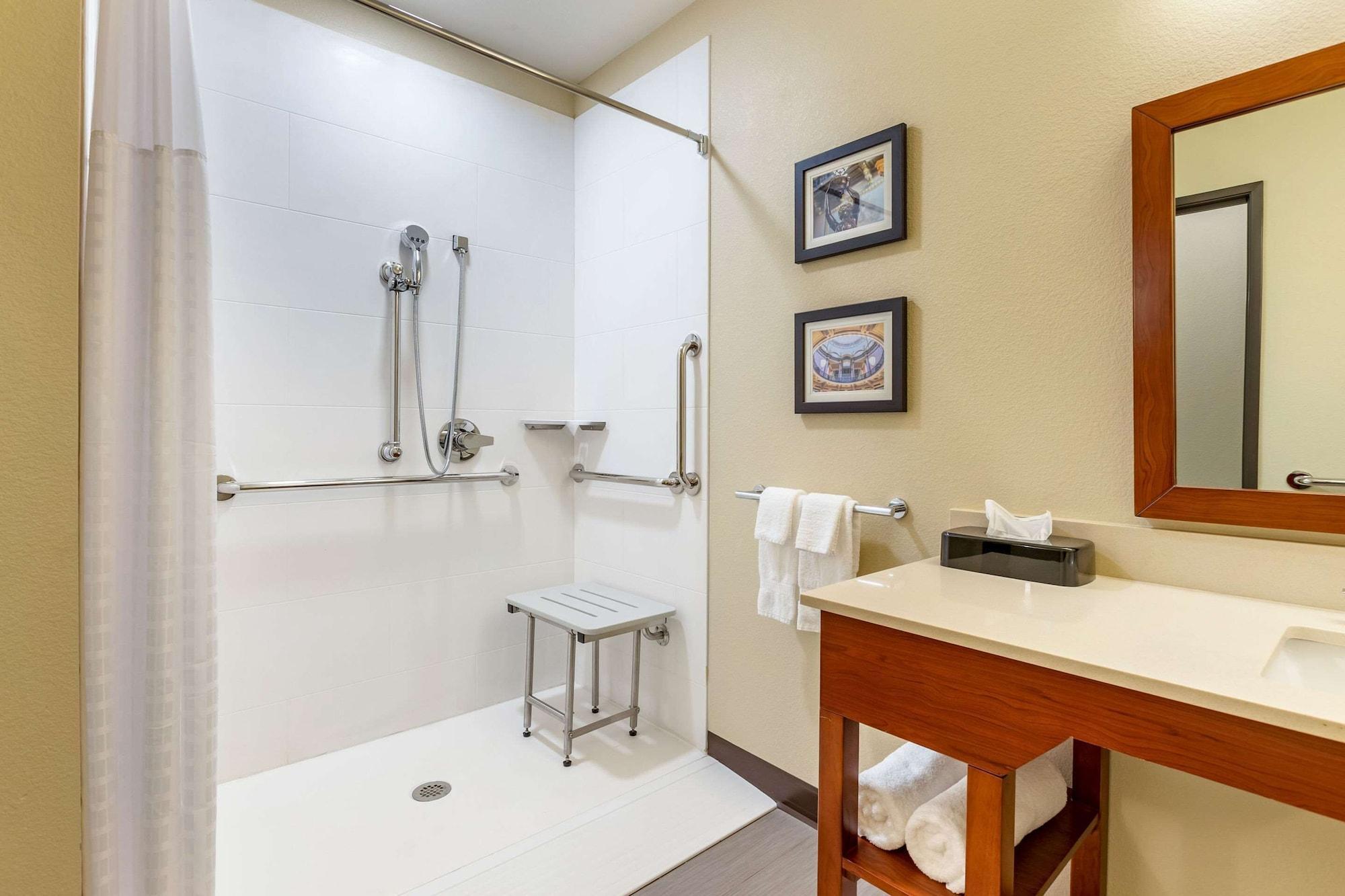 Comfort Inn & Suites West Des Moines Kültér fotó